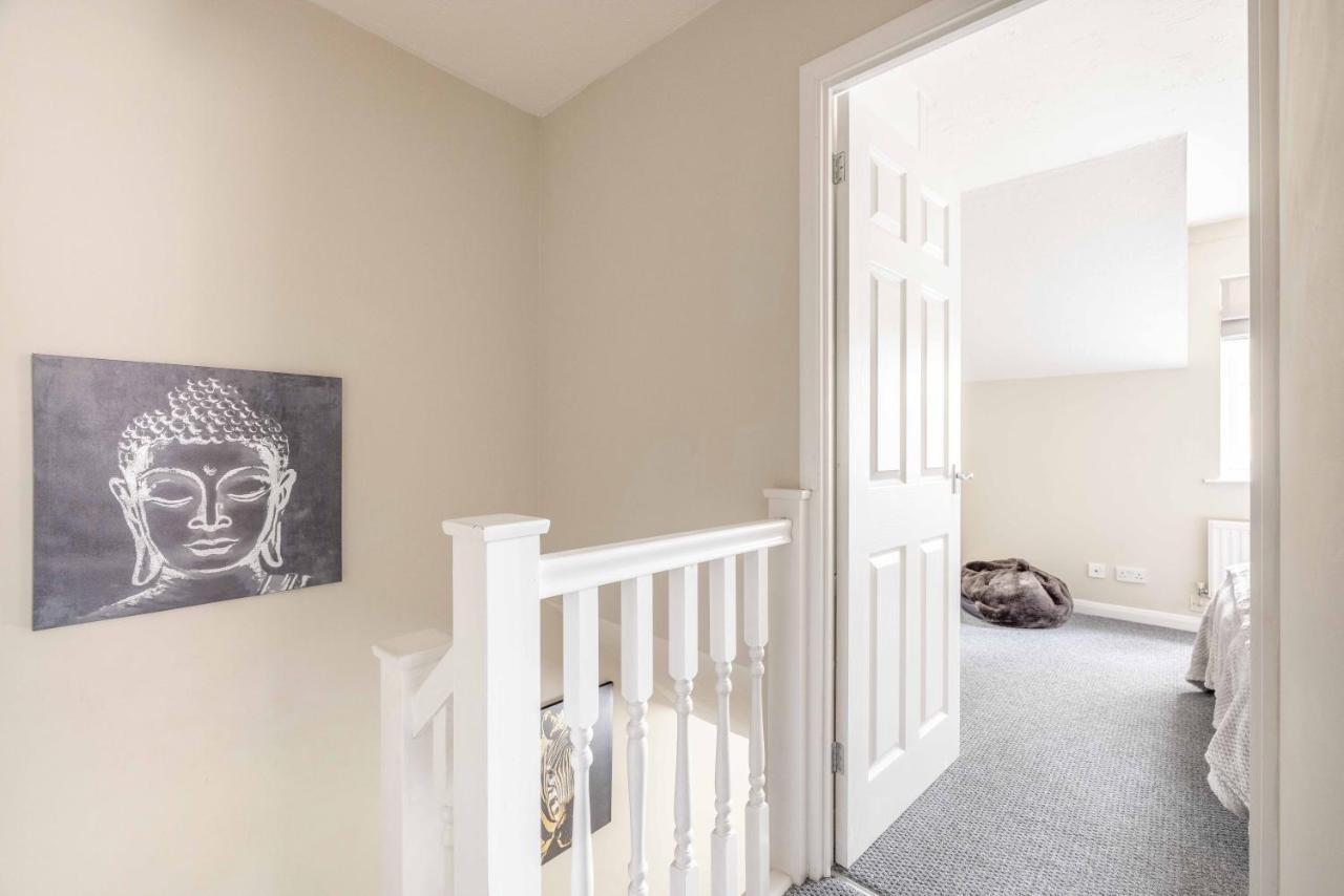 Windsor Burnham Ascot Haven Sleeps 4 Villa Slough Buitenkant foto